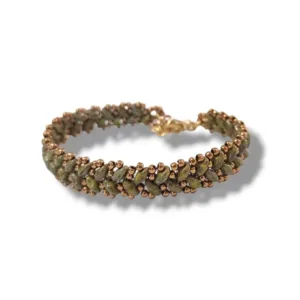 Βραχιόλι με super duo χάντρες σε χακί χρώμα 17,5εκ.