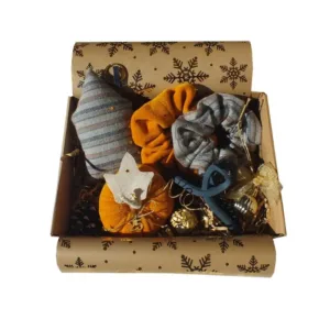 Χριστουγεννιάτικο Σετ Δώρου με Αξεσουάρ και Γούρι Κολοκύθα – Μουσταρδί