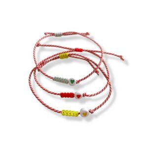 Μαρτάκια με μακραμέ στοιχείο και καρδούλα