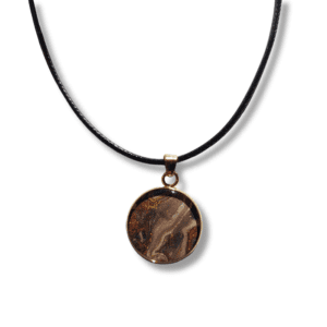 Κολιέ από υγρό γυαλί, "Γαία"