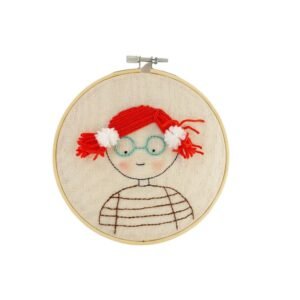 Παιδικό Κεντημένο καδράκι ''Κορίτσι με Κοτσίδες''