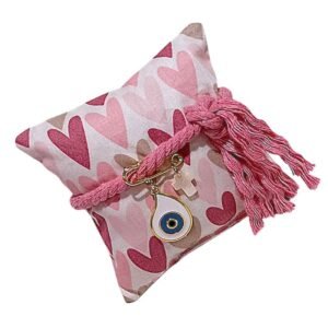 Φυλαχτό μαξιλαράκι ροζ με ματάκι και σταυρουδάκι