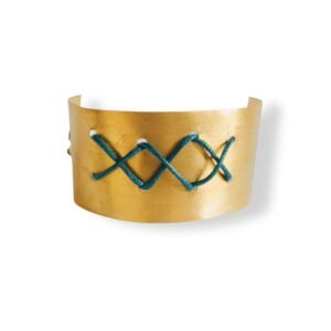 Βραχιόλι χειροπέδα χειροποίητο από ορείχαλκο