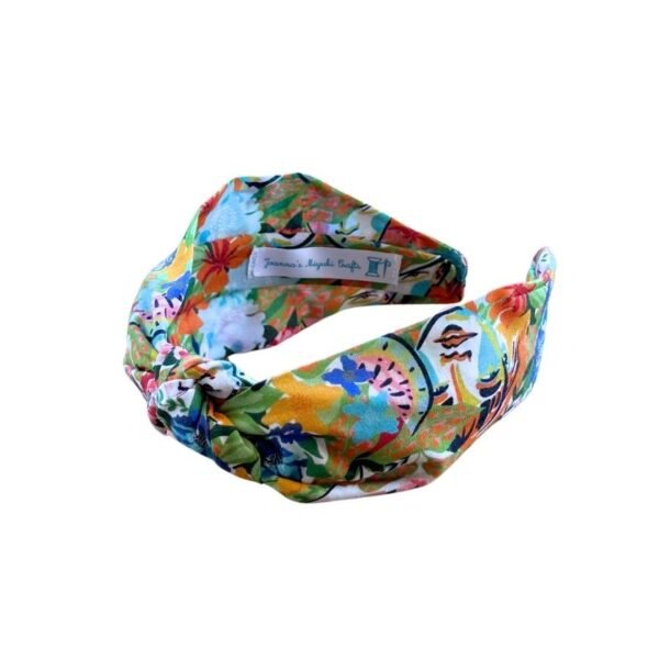 Στέκα μαλλιών με κόμπο, Γυναίκα