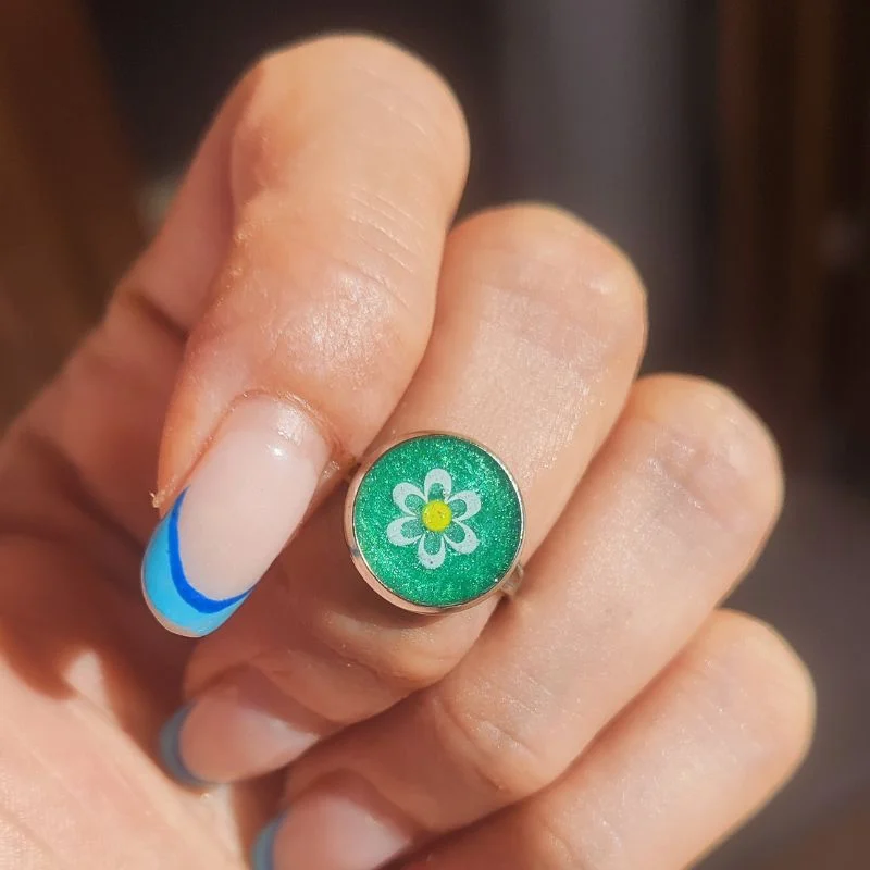 daxtylidi-paidiko-me-diafora-aytokollita-e&a-art (2)