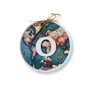 Ξύλινο Διακοσμητικό Κόσμος με Μονόγραμμα