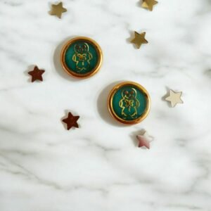 skoularikia-karfota-xristougenniatika2-ygro-gyali-glassy-dreams