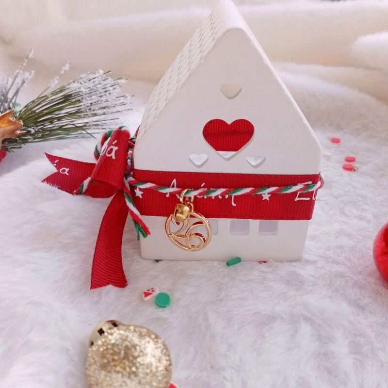 Xristougenniatiko-spitaki-gouri-gia-resw-apo-skoni-porselanis-etsetera (3)