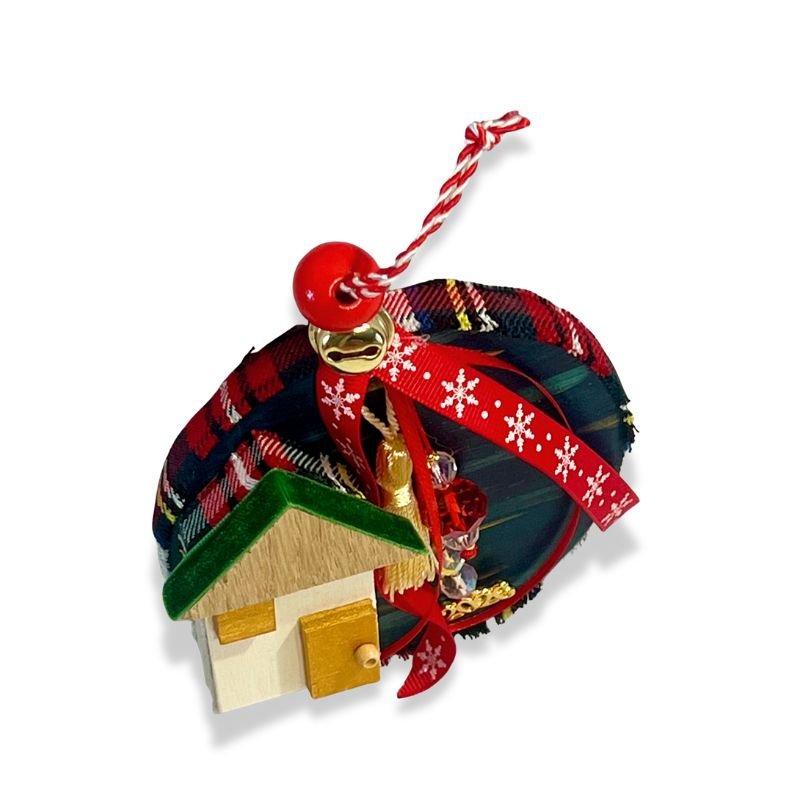 christougenniatiko-gouri-spitaki-se-xulo-voila (4)