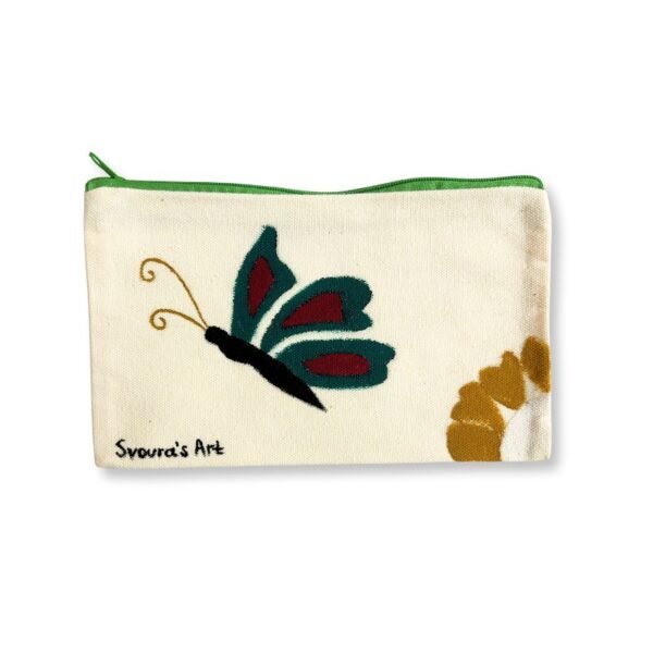 Υφασμάτινο Νεσεσέρ, πεταλούδα