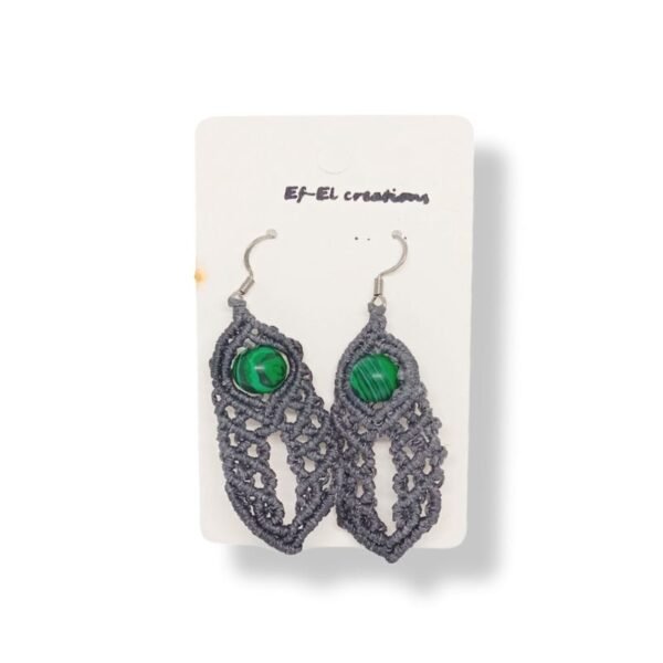 Σκουλαρίκια μακραμέ γκρι με μαλαχίτη
