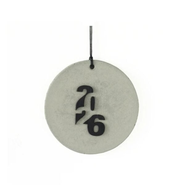 Τσιμεντένιο γούρι 2026