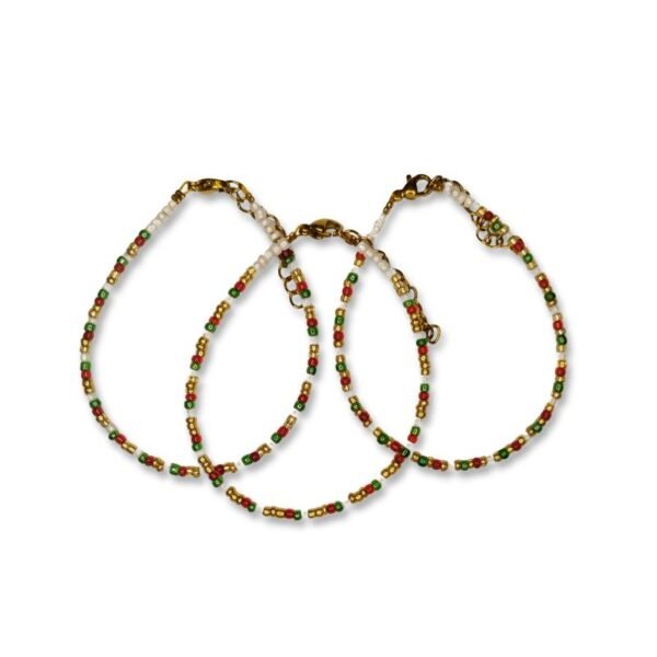 Σετ βραχιόλια με χάντρες σε χριστουγεννιάτικα χρώματα