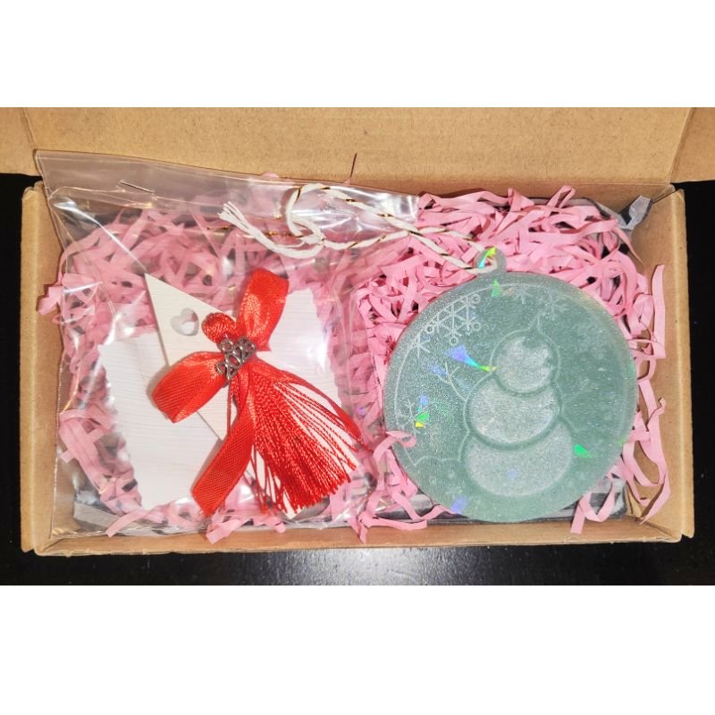 set-goyri-me-xristoygenniatiko-stolidi-ygro-gyali (4)