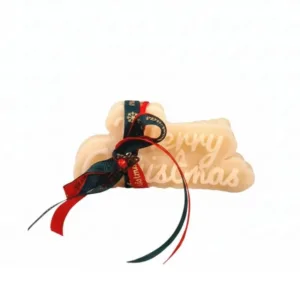 Χριστουγεννιάτικo γούρι σε σχήμα Merry Christmas από κερί σόγιας