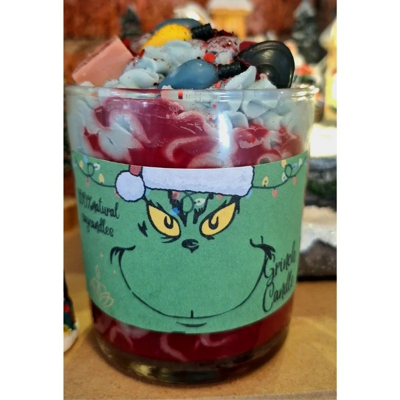 grinch-candle-cozy-sparkles-cozy-sparkles