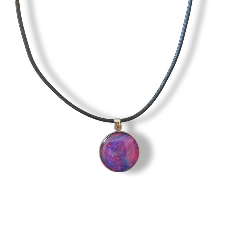 kolie-nebula-ugrogyali-gkhandmade