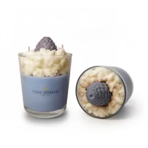 Χειμωνιάτικο κερί σόγιας με κουκουνάρι