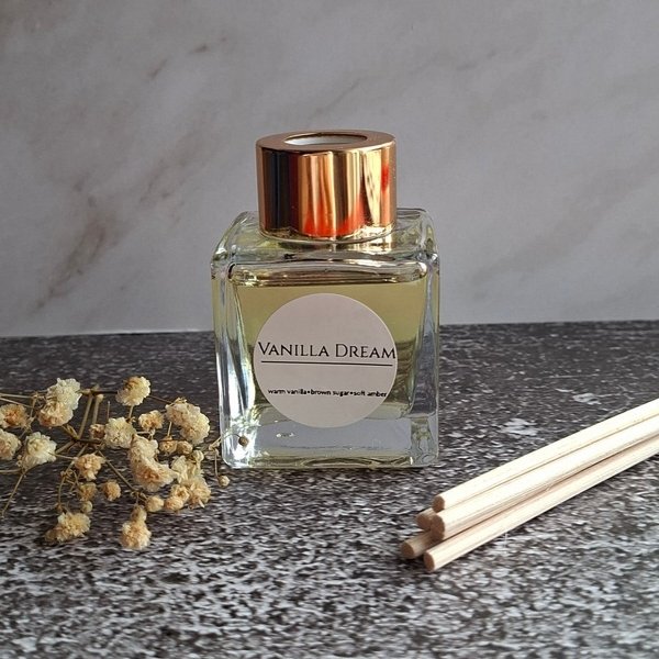 Callisto jewels & Zoi candles