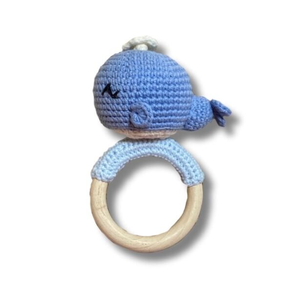 Μασητικός κρίκος/κουδουνίστρα πλεκτή Φαλαινίτσα