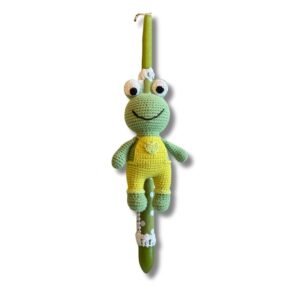 Παιδική Λαμπάδα με πλεκτό κουκλάκι ''Βατραχάκι με σαλοπέτα'' - ύψος 40εκ.