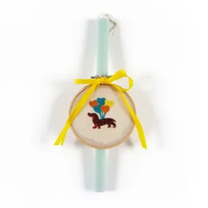 Λαμπάδα με κεντημένο σκυλάκι dachshund