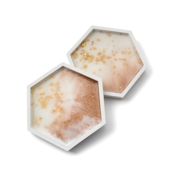 Σουβέρ πορσελάνης με υγρό γυαλί κατάλληλο για μπομπονιέρα γάμου-βάπτισης.