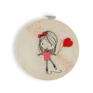 Κεντημένο καδράκι κορίτσι που κάνει πατιναζ 19εκ.