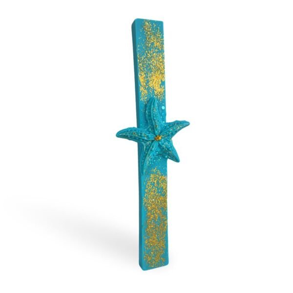 Χειροποίητη λαμπάδα με έναν αστερία στην μέση