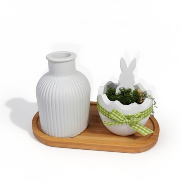 Πασχαλινή σύνθεση με βάση από ξύλο μπαμπού οβάλ, βάζο και βάση αυγού και κουνελάκι