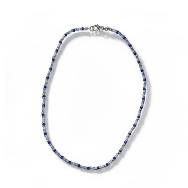 Κολιέ από χάντρες γυαλιστερές σε αποχρώσεις του μπλε