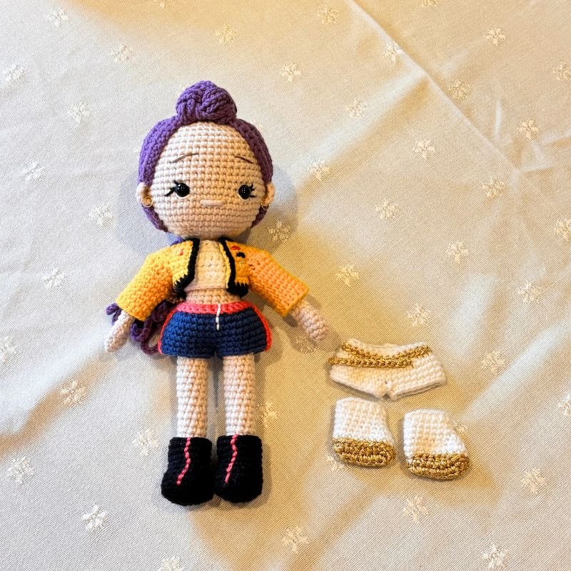 huntrix-rumi-amigurumi-dp-handmade (2)