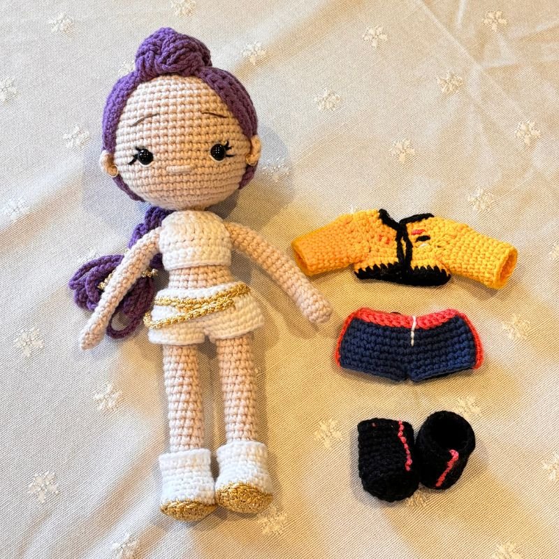 huntrix-rumi-amigurumi-dp-handmade (3)