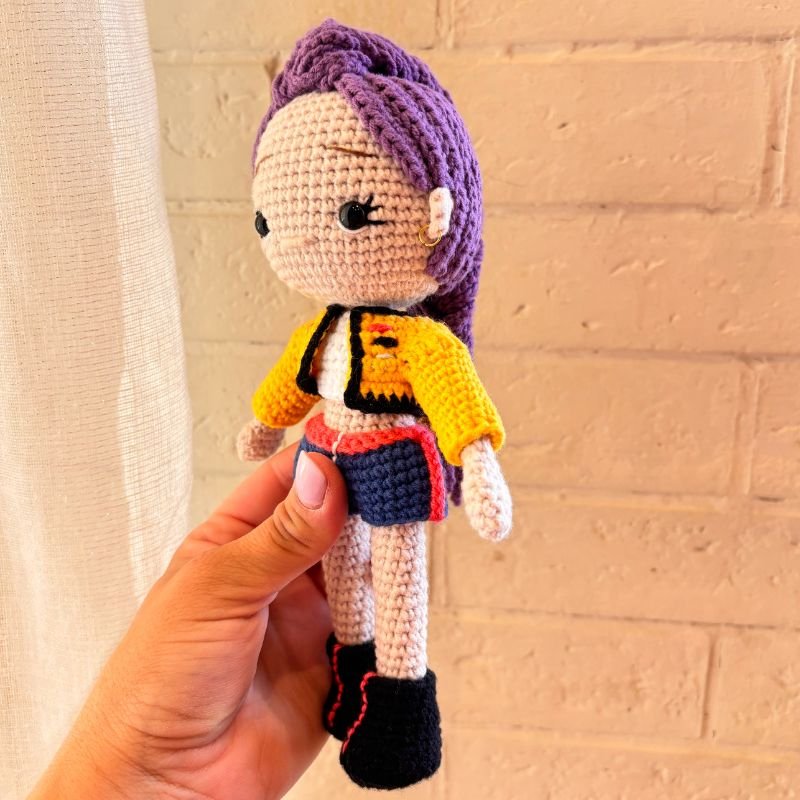 huntrix-rumi-amigurumi-dp-handmade (5)