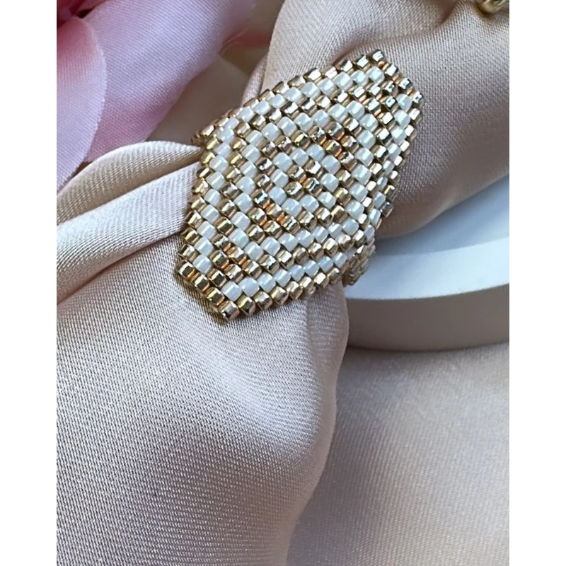 1GD940000-The-Gem-Stories-Miyuki-Ring-Royal2