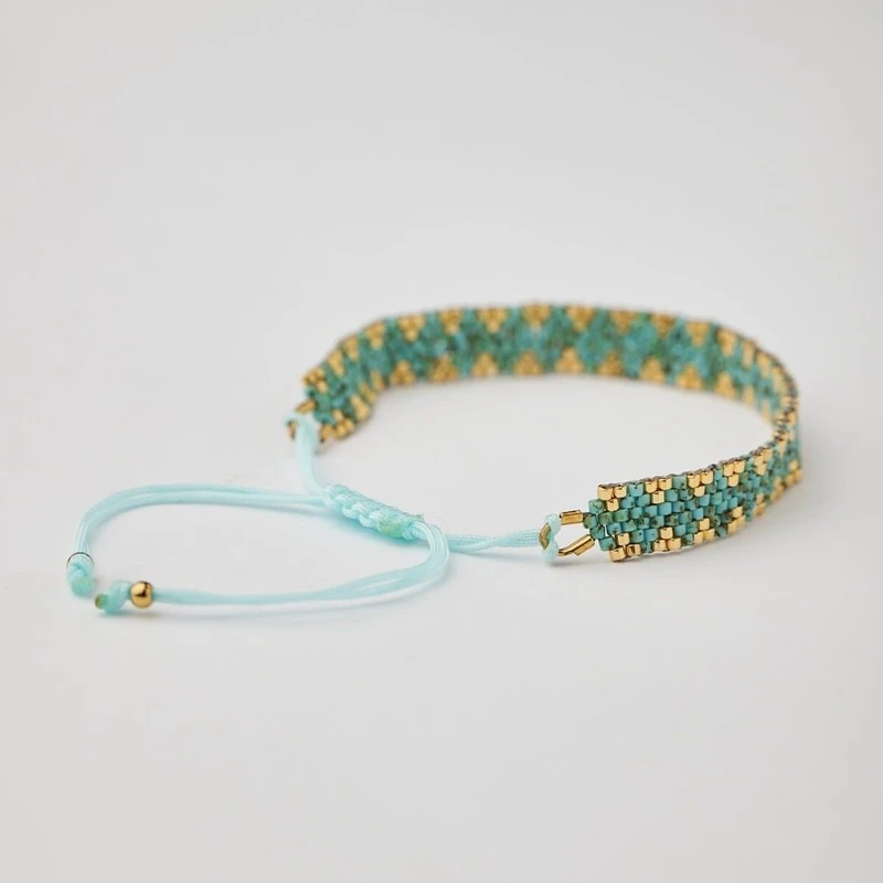 451R45615-The-gem-stories-adjustable-beaded-bracelet-macrame