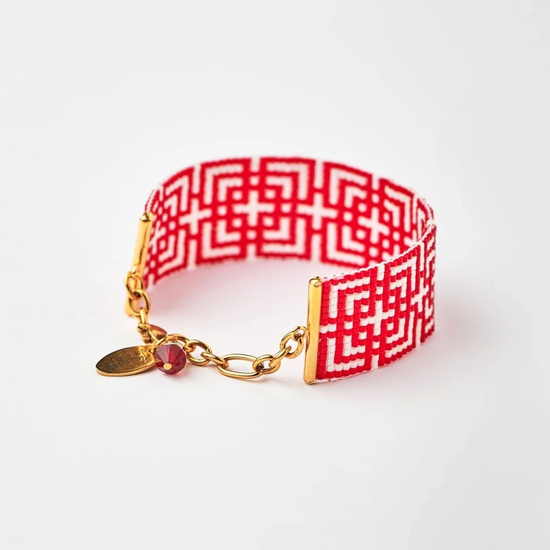 5D8Y41575-The-Gem-Stories-Miyuki-Loom-Labyrinth-Bracelet-Red