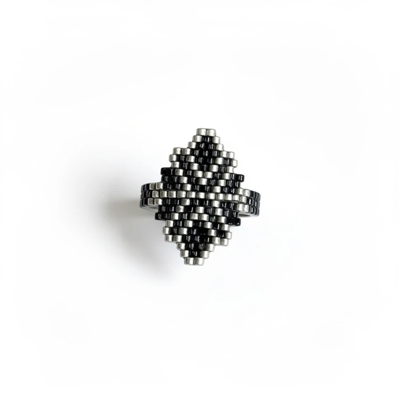 7P8V40007-The-Gem-Stories-Miyuki-Ring-Vintage-1