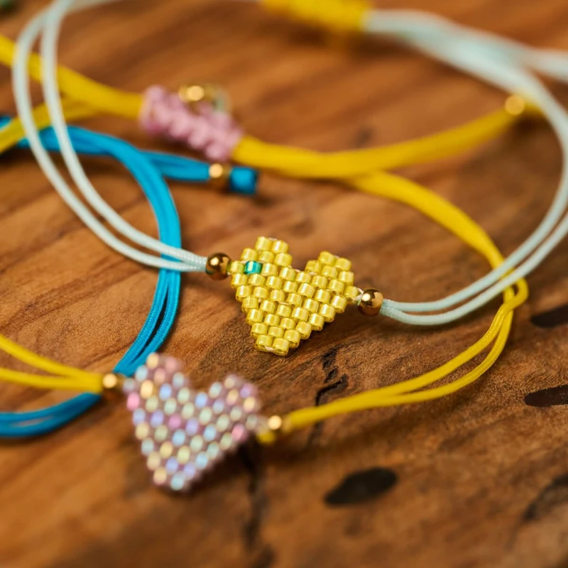 VNM453522-Miyuki-Yellow-Heart-Bracelet.jpg