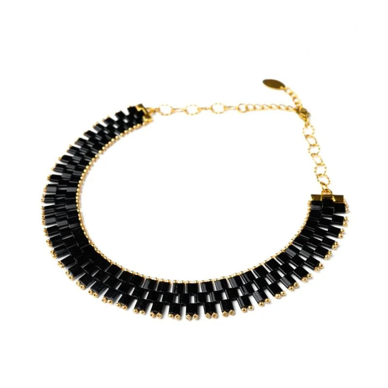 VYYN39652-The-Gem-Stories-Miyuki-Tila-Necklace-Black (2)