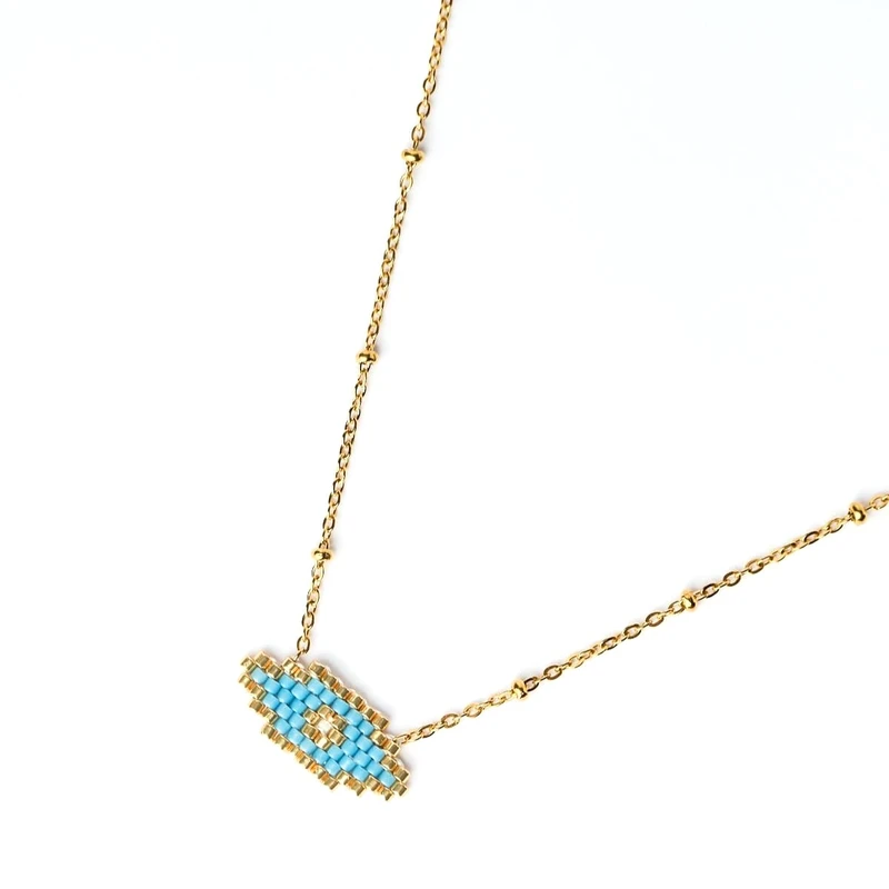 WO1753420-The-Gem-Stories-Delicate-Miyuki-Evil-Eye-Necklace-Blue-closeup
