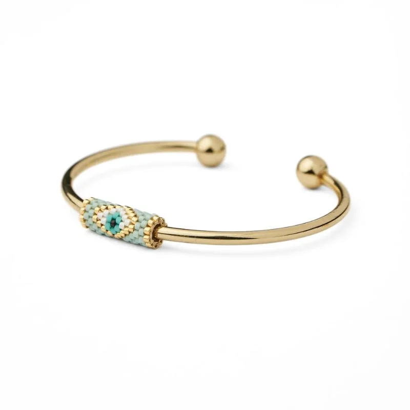XS3945603-The-gem-stories-miyuki-evil-eye-cuff-sideview (2)