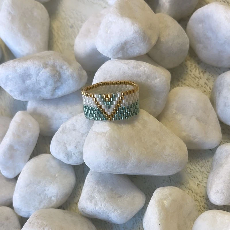 Z5J340353The-Gem-Stories-Miyuki-Ring-Isabella-Blue