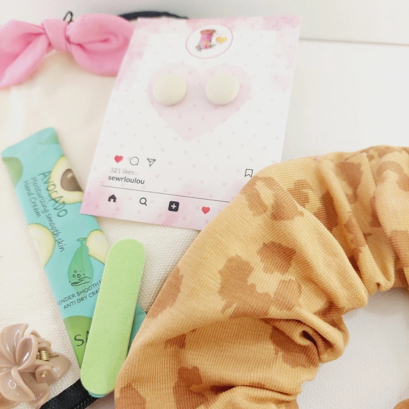 teacher-gold-sew-rloulou (2)