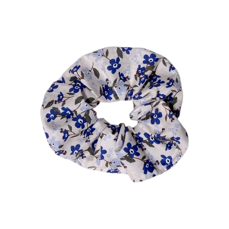scrunchie_grey_flowers_moana